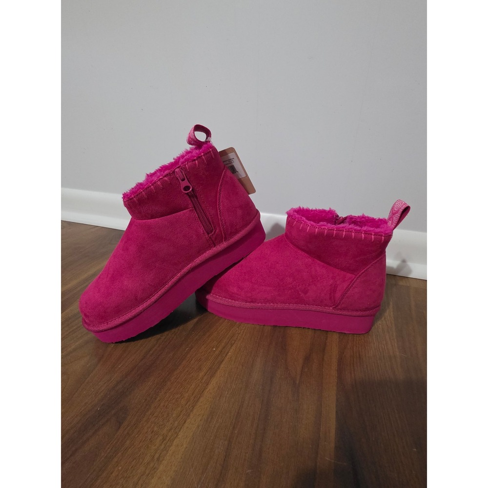 MUK LUKS Augie Bootie Women Size 8 Fuschia NEW Platform Faux Fur Ankle Boots